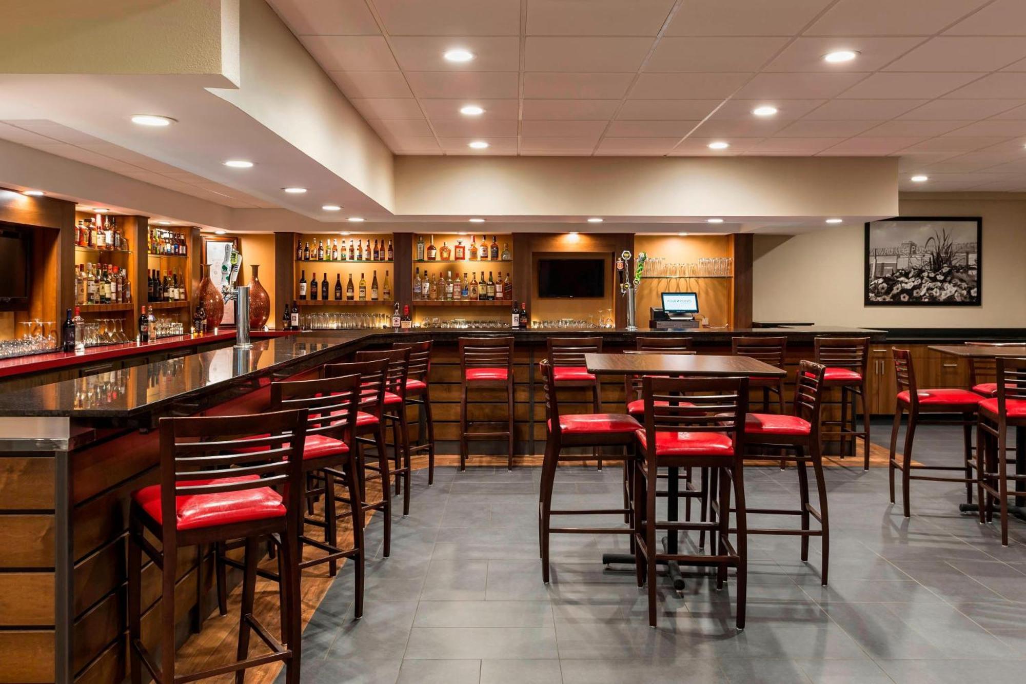Four Points By Sheraton Milwaukee Airport Exterior foto