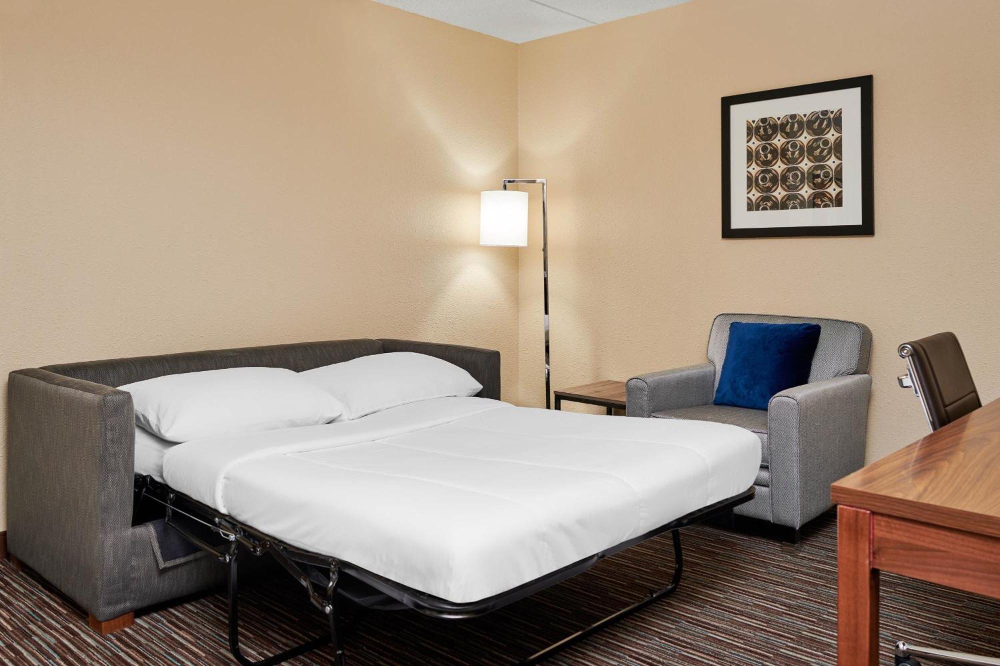 Four Points By Sheraton Milwaukee Airport Exterior foto